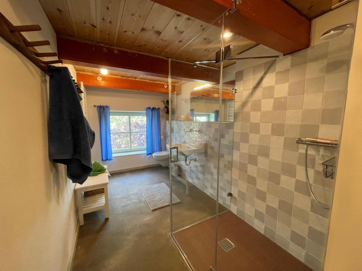 Mooi Stuv , Maisonettenwohnung , Gulfhof , Kachelofen Norden Extérieur photo