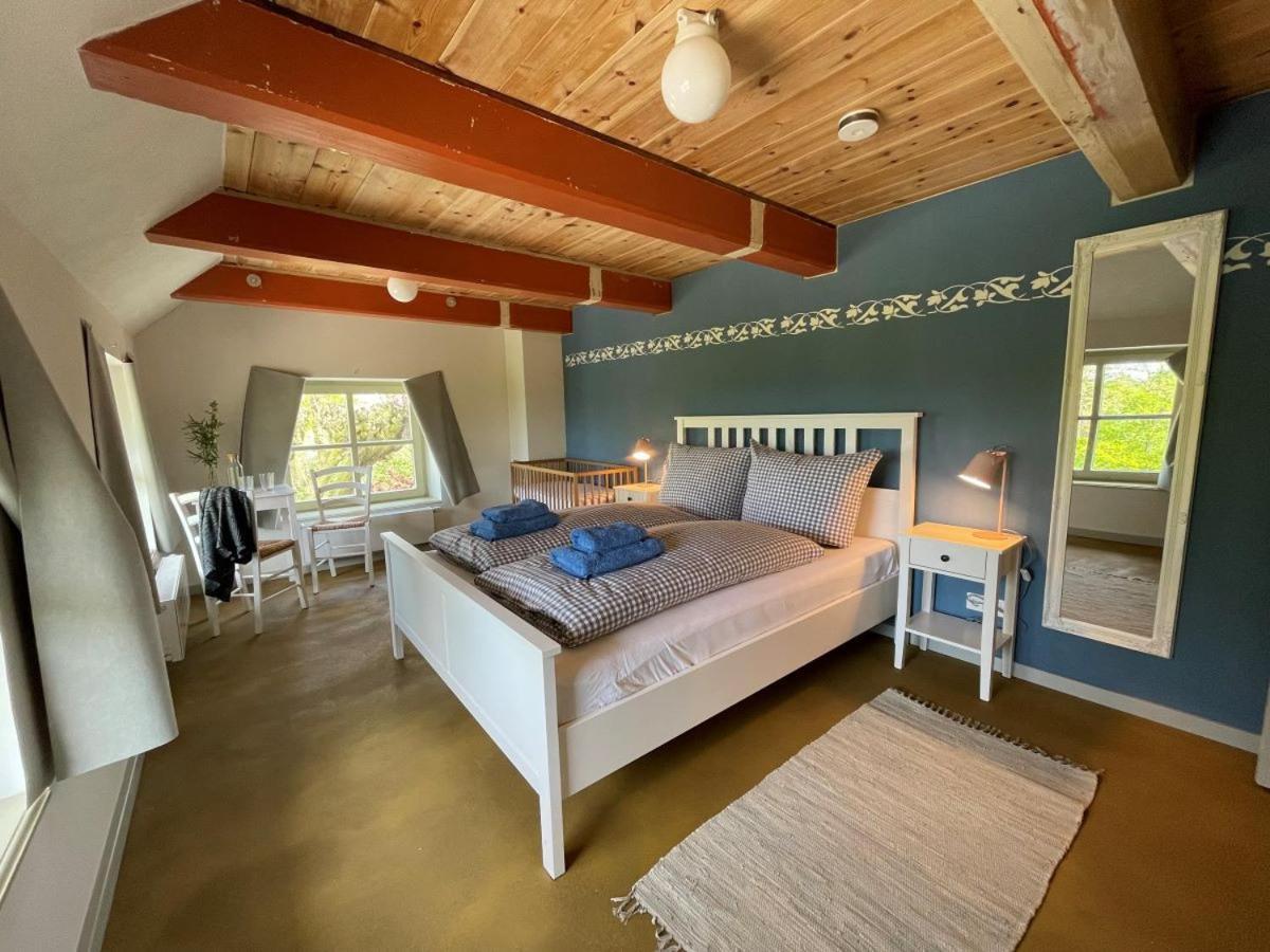Mooi Stuv , Maisonettenwohnung , Gulfhof , Kachelofen Norden Extérieur photo